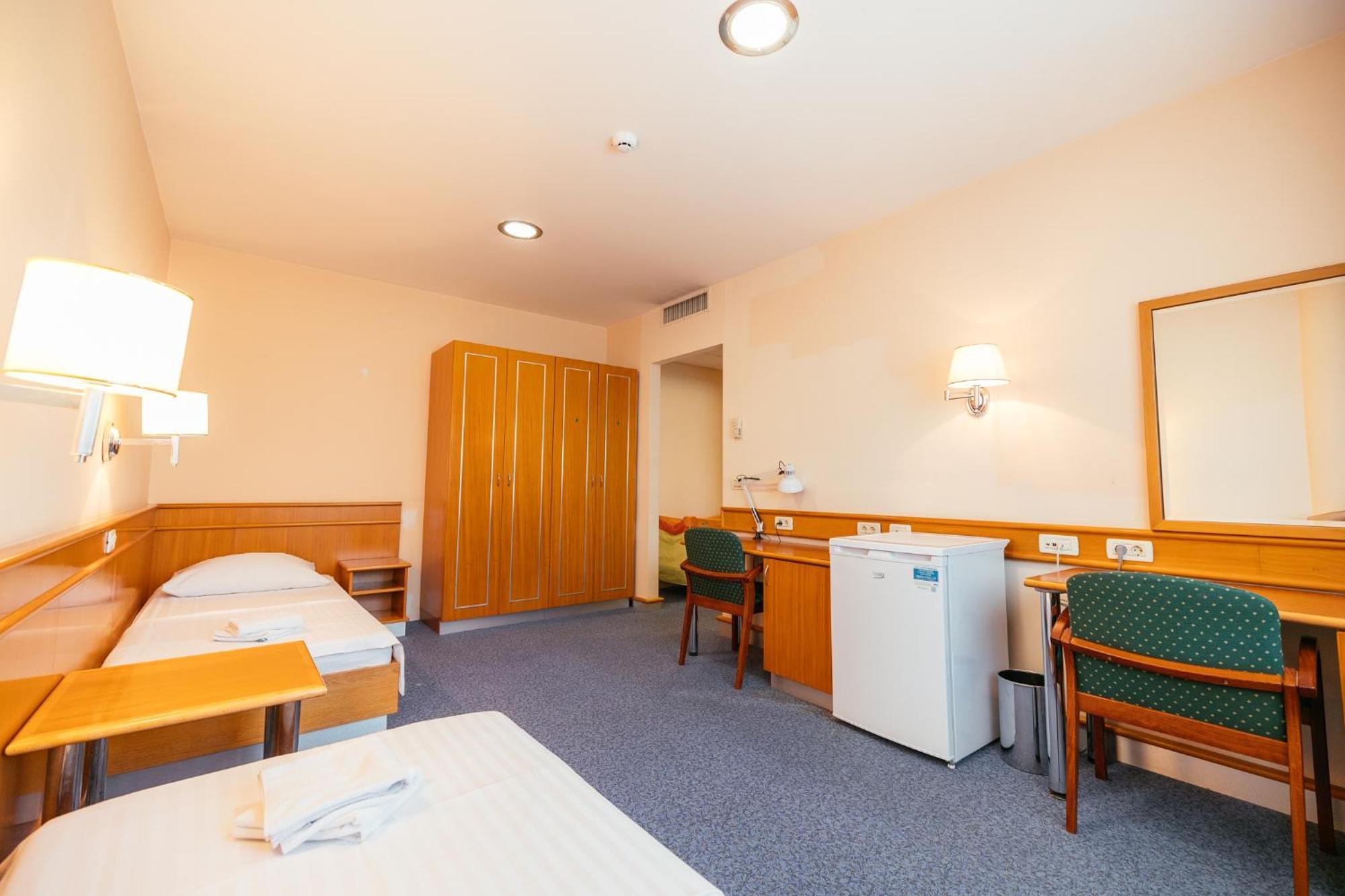 Motel Barka Koper Bagian luar foto